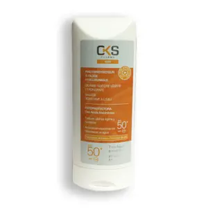 CKS Sun photoprotecteur à l'acide hyaluronique SPF 50+, écran solaire hydratant haute protection, disponible en parapharmacie Kénitra